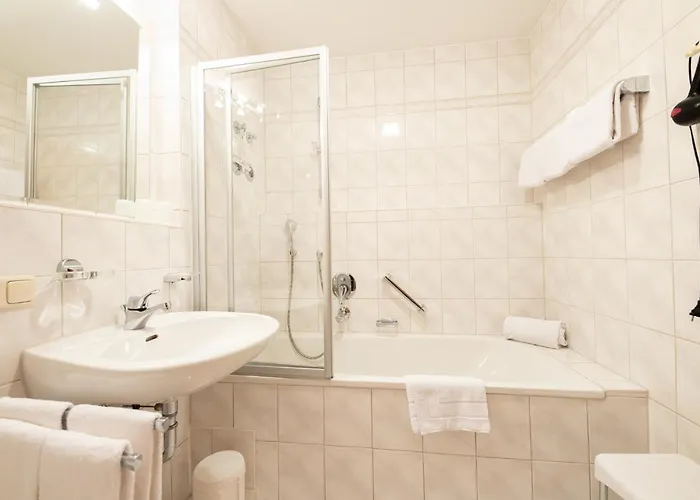 Bernadein * גרמיש-פרטנקירכן