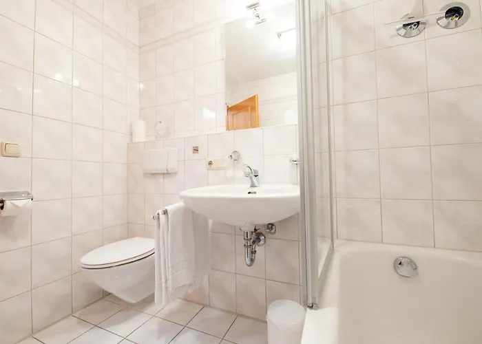 Bernadein * גרמיש-פרטנקירכן